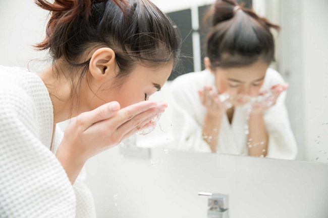 Hình ảnh xà phòng rửa mặt trị mụn 4
