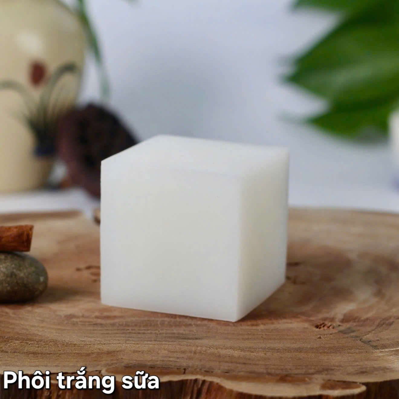Phôi xà phòng trắng đục trắng sữa KHÔNG ĐỔ MỒ HÔI- 1Kg